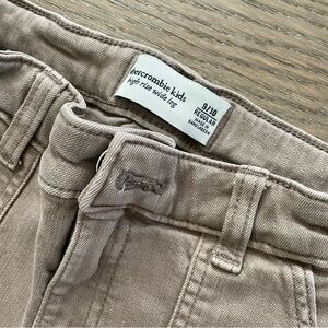 Abercrombie Kids Tan High Rise Wide Leg Pants Size 9/10 REGULAR